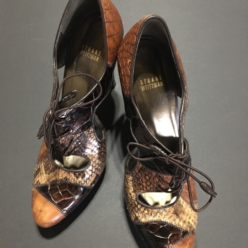 Stuart heels